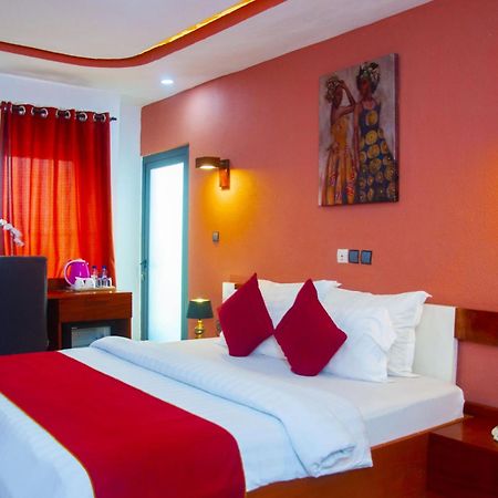 Hotel La Casa Cielo Cotonou Exterior photo