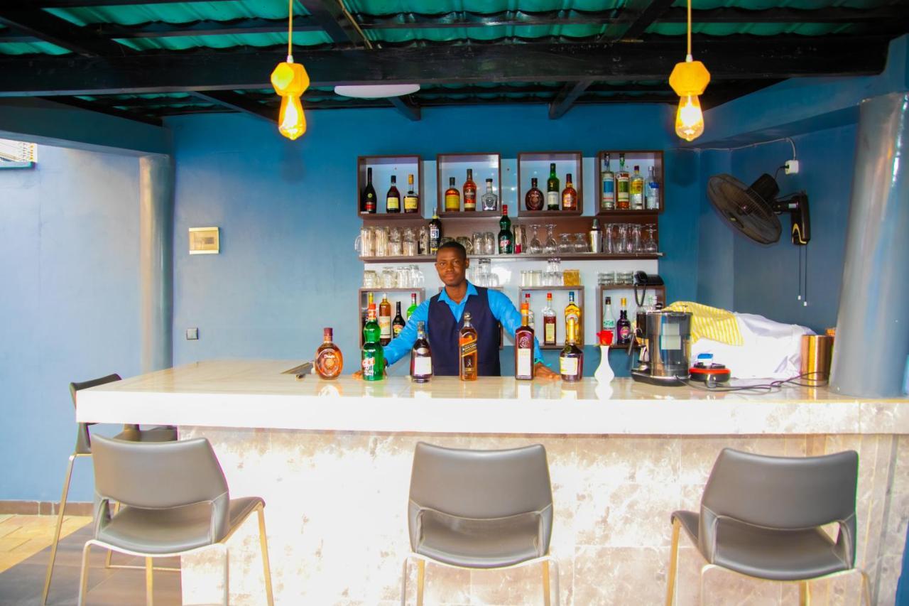 Hotel La Casa Cielo Cotonou Exterior photo