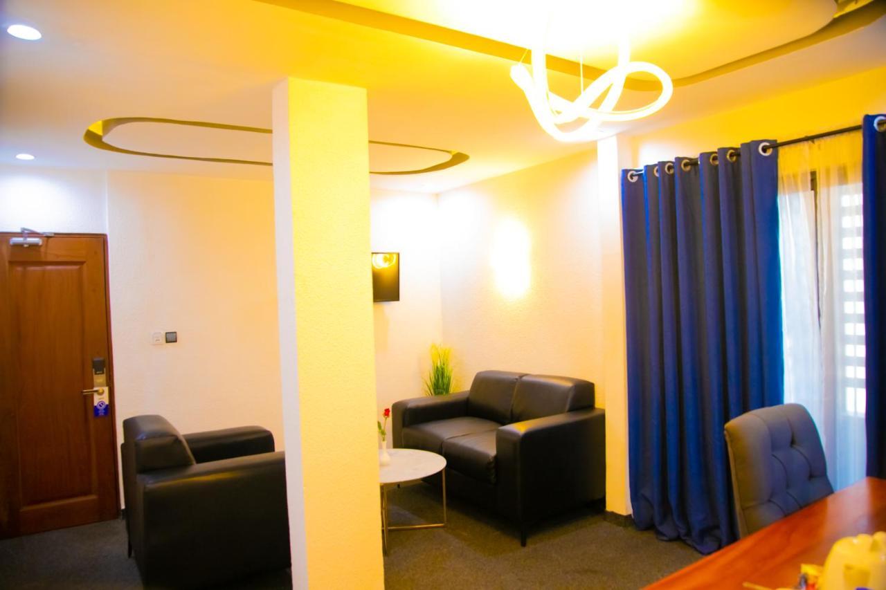 Hotel La Casa Cielo Cotonou Exterior photo